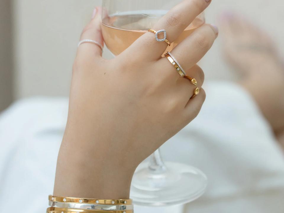  ست دستبند و انگشتر طلا با طراحی مینیمال